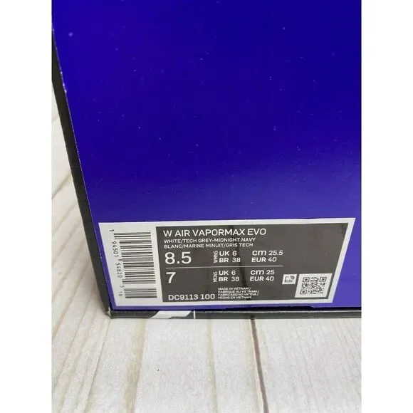 Nike Air VaporMax EVO Evolution of Icons Womens Size 8.5 White Grey DC9113 100